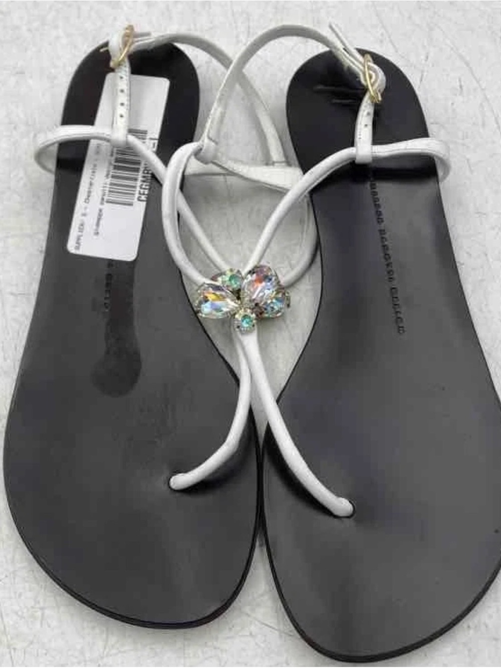 Giuseppe Zanotti Design Womens
White Leather Thong Sandals Size EU 38 new